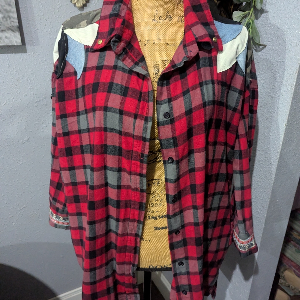 Red Plaid Jacket With Love Patchwork - image 7